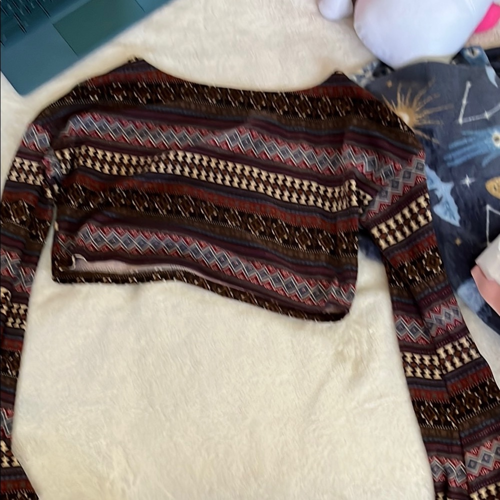 Patterned Long Sleeve Crop Top
